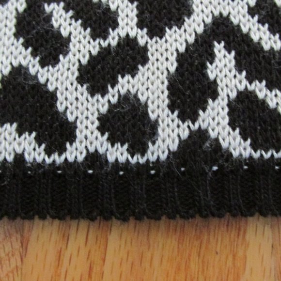 JORDACHE GIRL'S SIZE 14 / 16 SWEATER IVORY & BLACK LEOPARD BOA TOP NWT - Picture 8 of 13